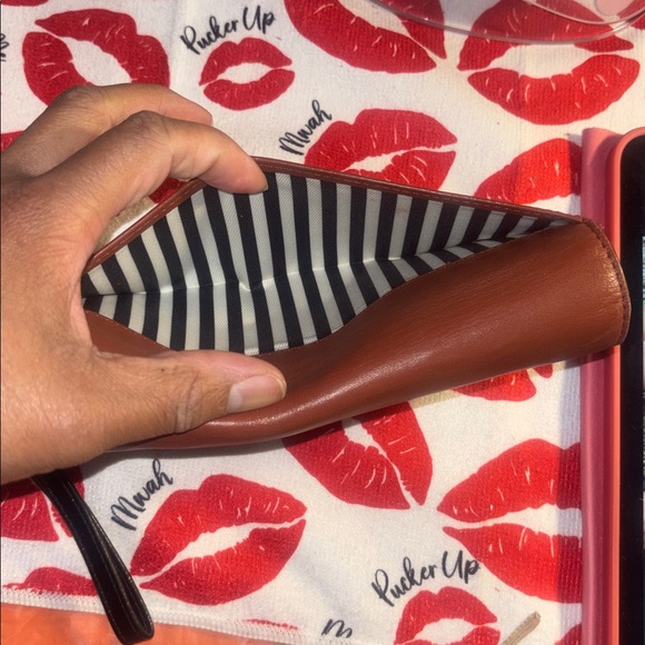 Kate Spade Tan Leather Wristlet - Picture 10 of 10